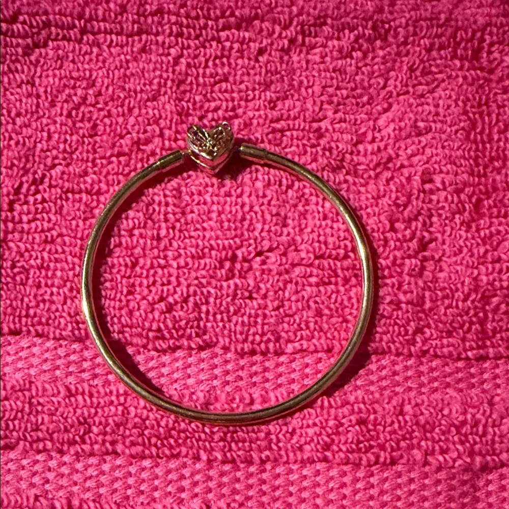 Pandora Elegant Rose gold Heart bracelet